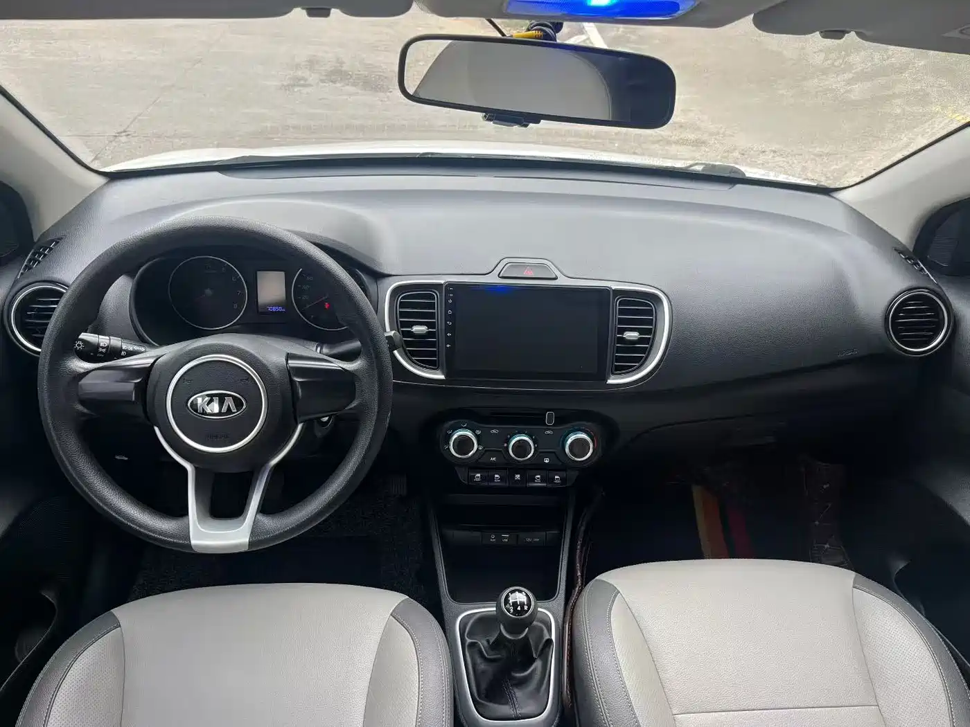 Kia Huan Chi 2017 1.4L Manual Value Intelligent фото 6