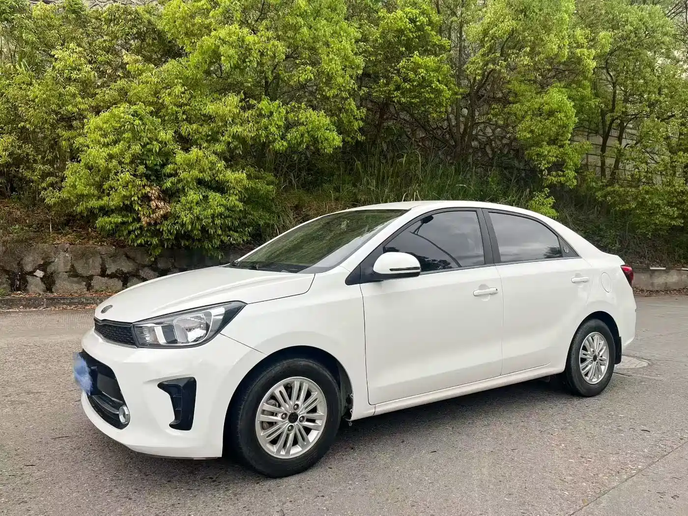 Kia Huan Chi 2017 1.4L Manual Value Intelligent