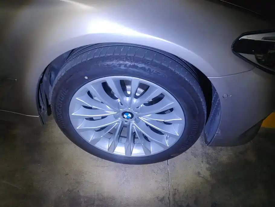 BMW 5 SERIES NEW ENERGY