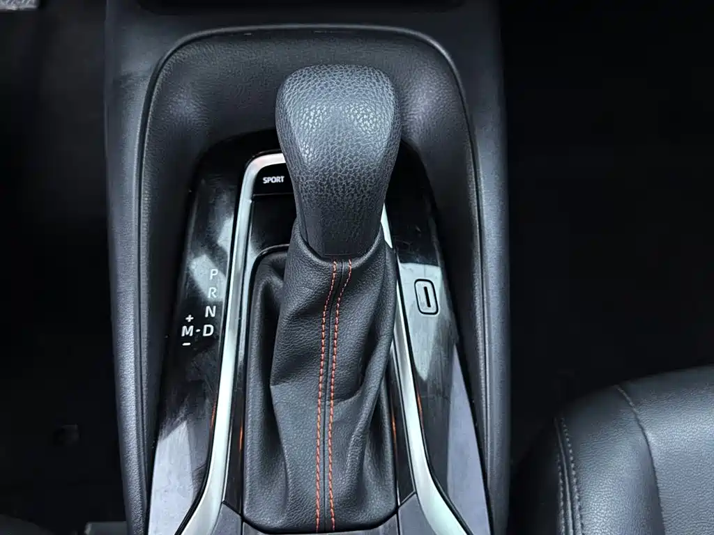 Toyota Corolla 2021 1.2T S-CVT Elite PLUS Edition фото 17