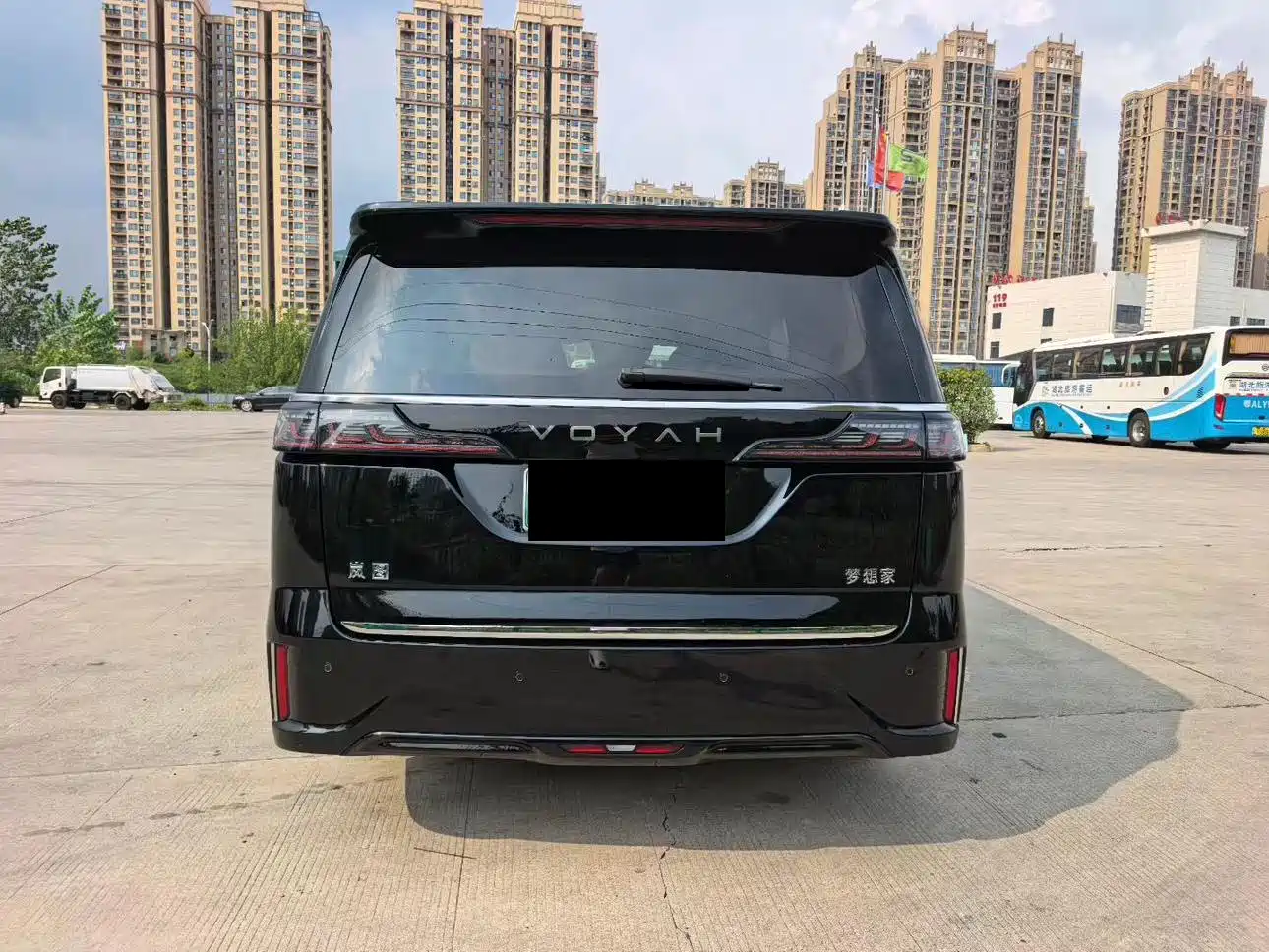 Voyah Auto Voyah Dreamer 2025 PHEV AWD Flagship Kunpeng Edition фото 4