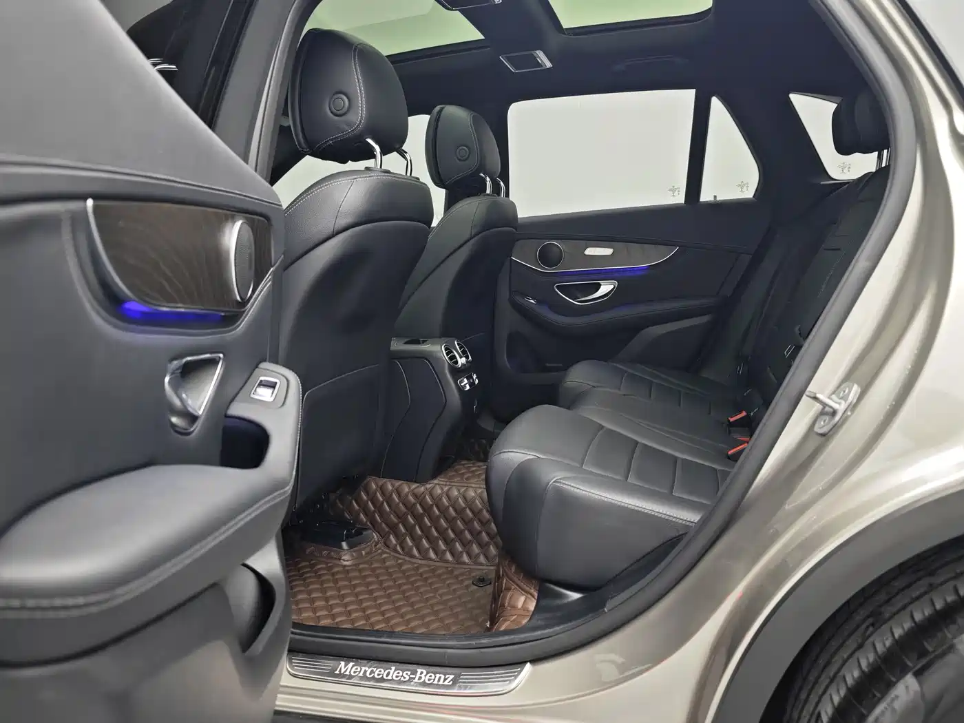 Mercedes-Benz GLC 2020 Facelift GLC 300 L 4MATIC Dynamic фото 9