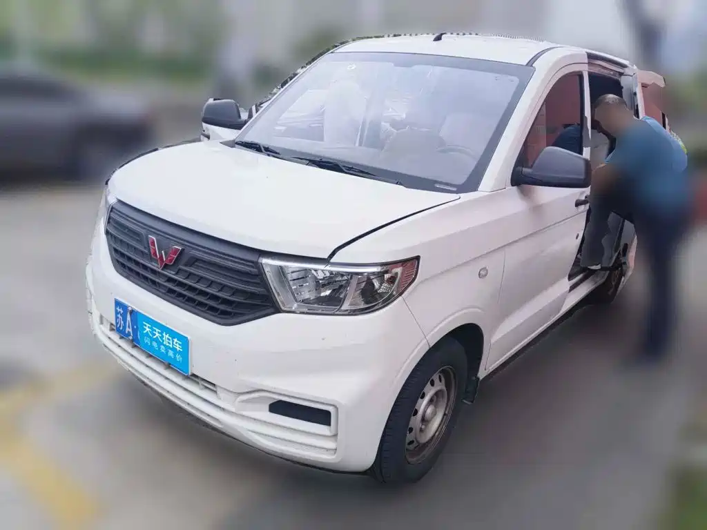  Wuling Motors Wuling Hongguang V 2022 1.5L Dynamic Edition Hydraulic Power Steering LAR