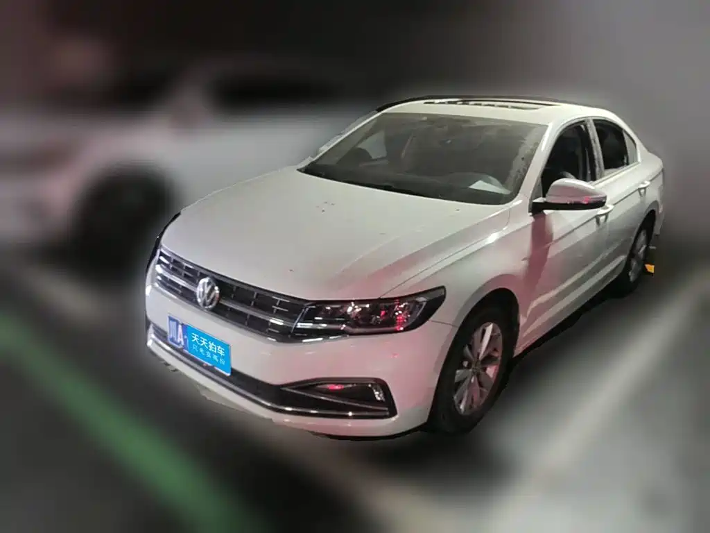 Фото 1 - Volkswagen Bora
