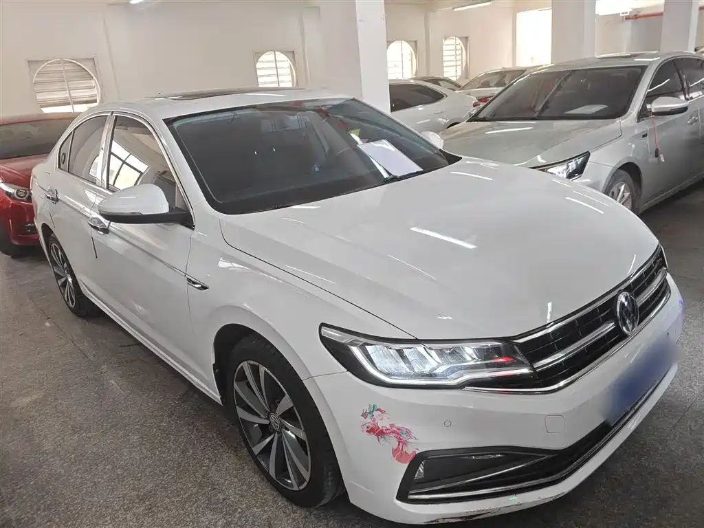Volkswagen Bora 2019 280TSI DSG Luxury фото 4