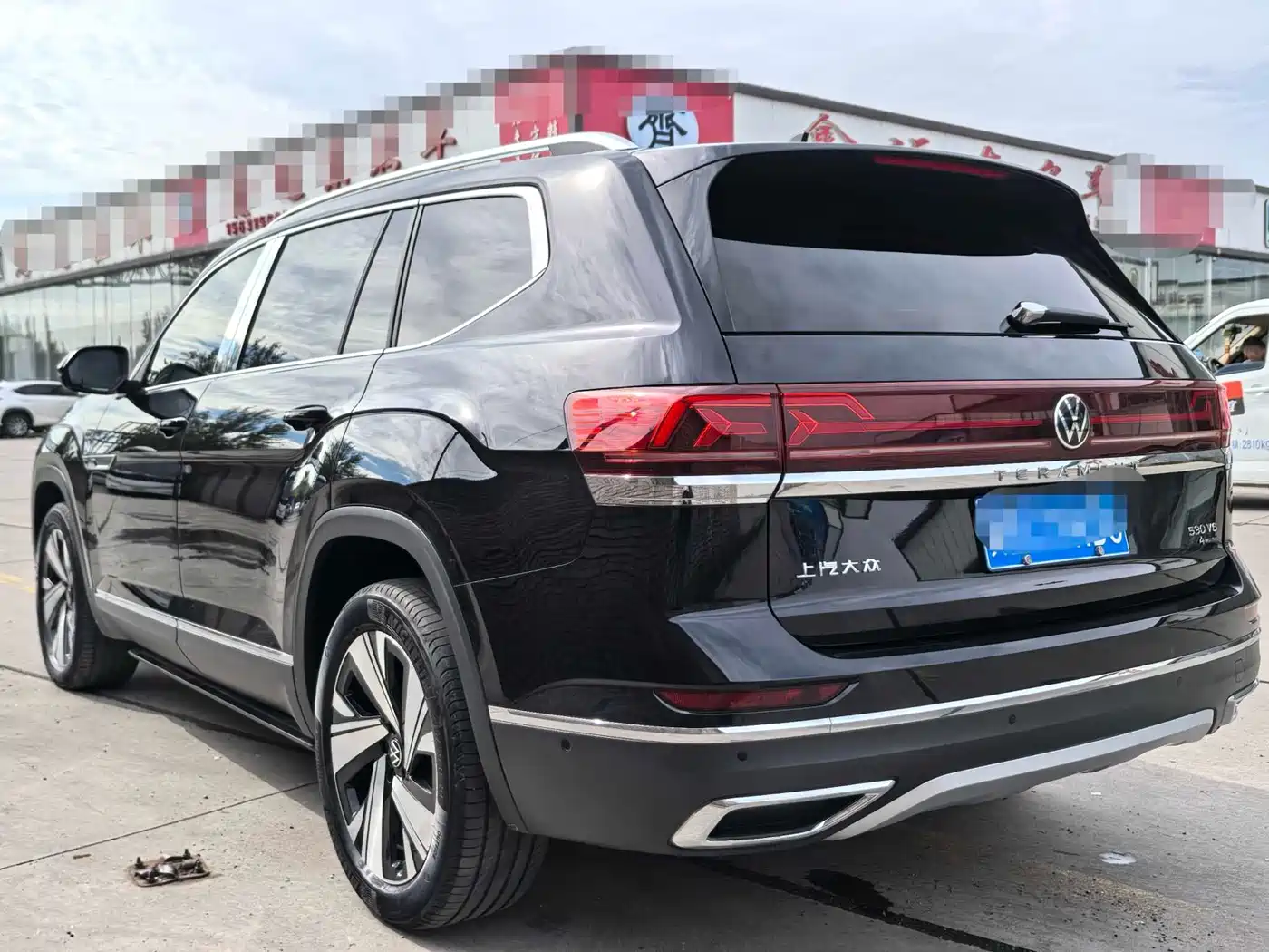 Volkswagen Teramont 2024 380TSI 4WD Prestige Luxury Edition фото 4