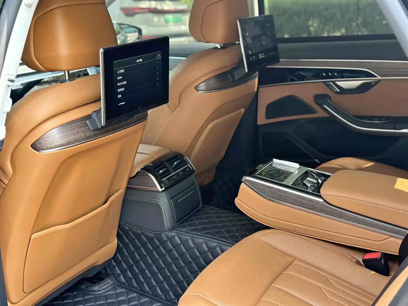Audi A8 2023 A8L 55 TFSI quattro Flagship фото 13