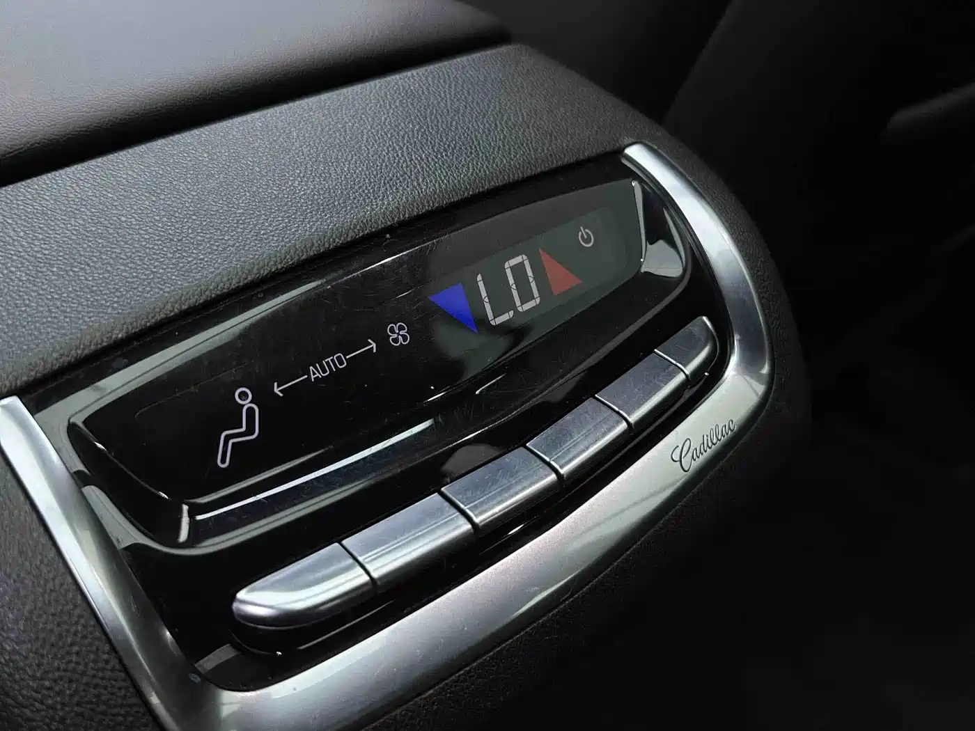 Cadillac XT6 2020 28T 6-Seater 4WD Luxury Model фото 13