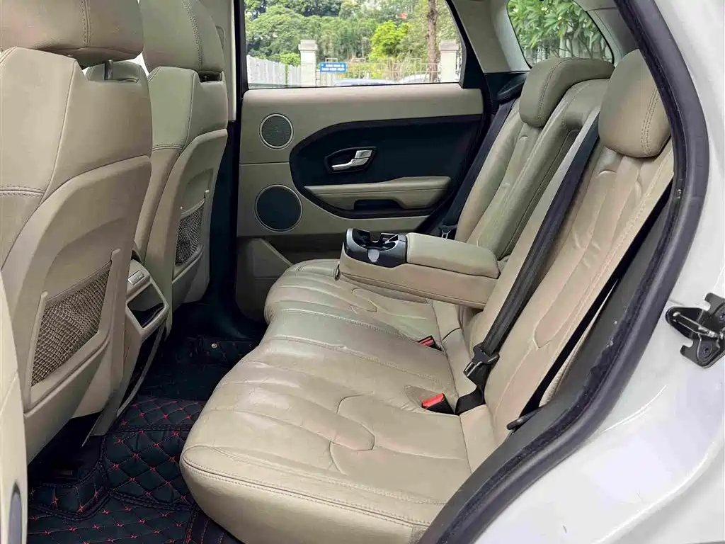 Land Rover Range Rover Evoque (Import) 2014 2014 2.0T 5-door Brilliance Premium