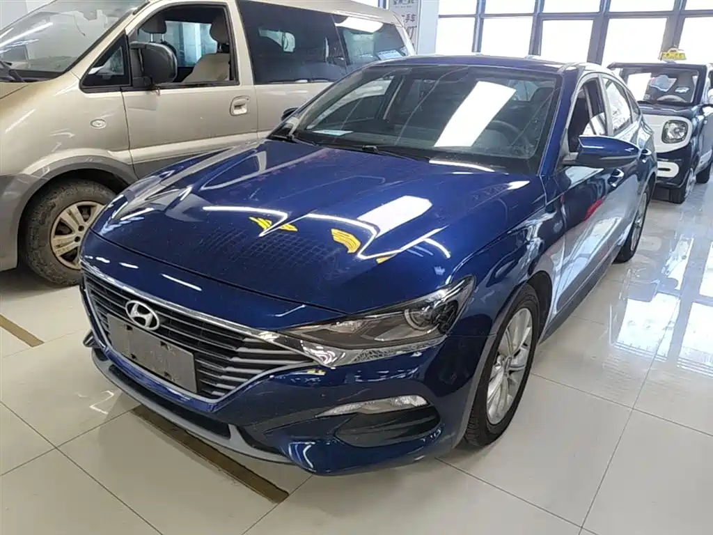 Hyundai Fista 2019 240TGDi Comfort Edition China V