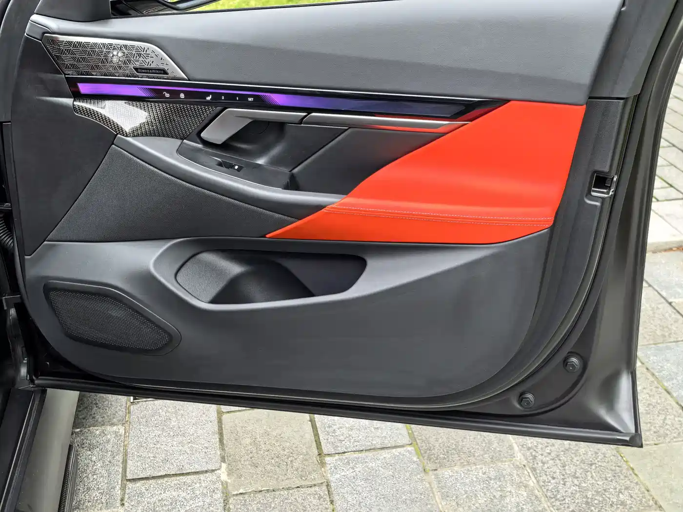 BMW M5 New Energy 2025 M5 фото 35