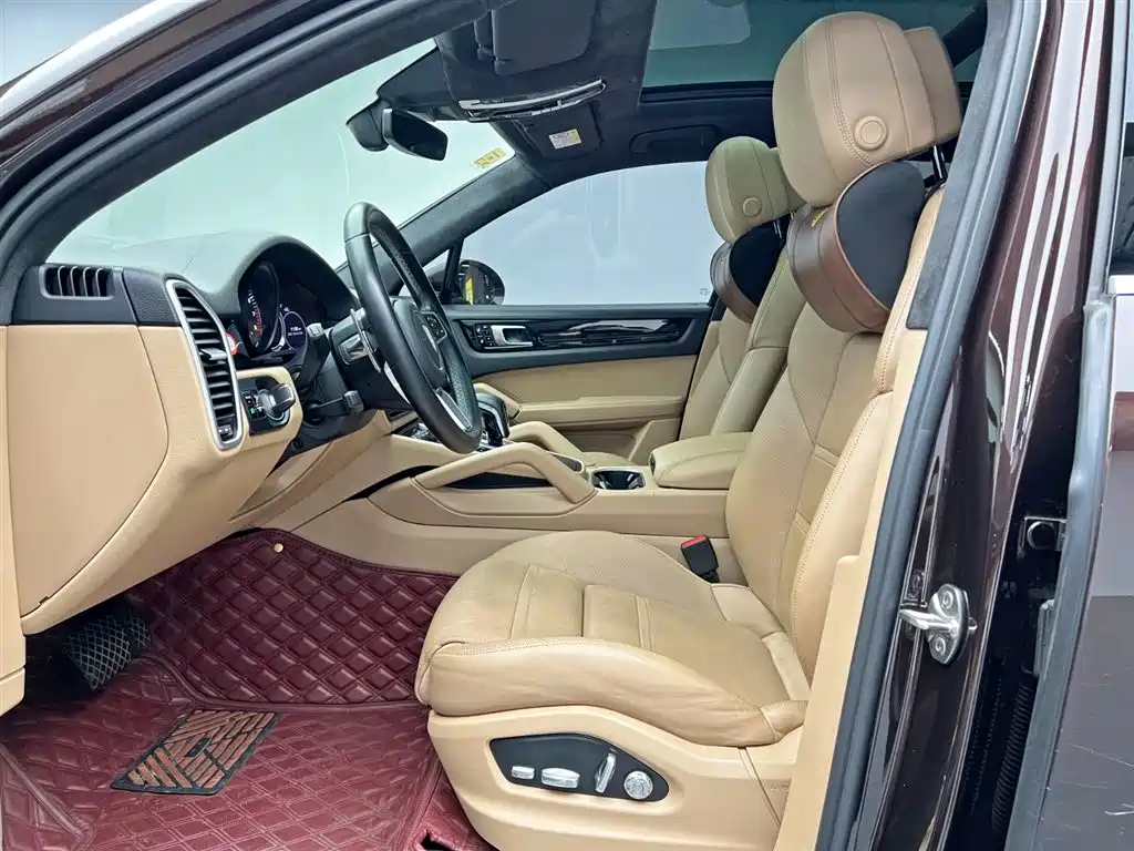 Porsche Cayenne New Energy 2020 Cayenne E-Hybrid 2.0T фото 17