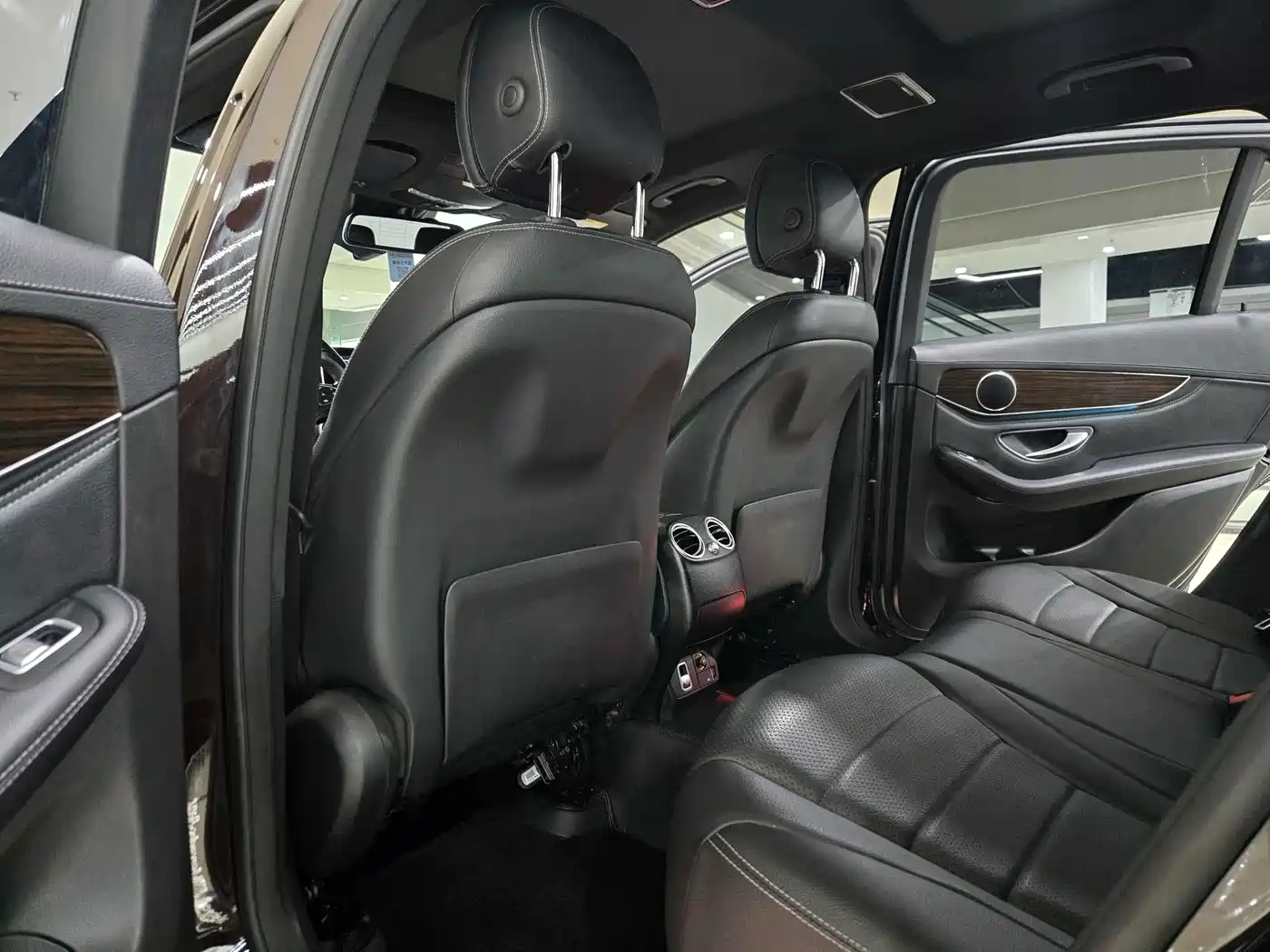 Mercedes-Benz GLC 2019 GLC 260 4MATIC Dynamic фото 9
