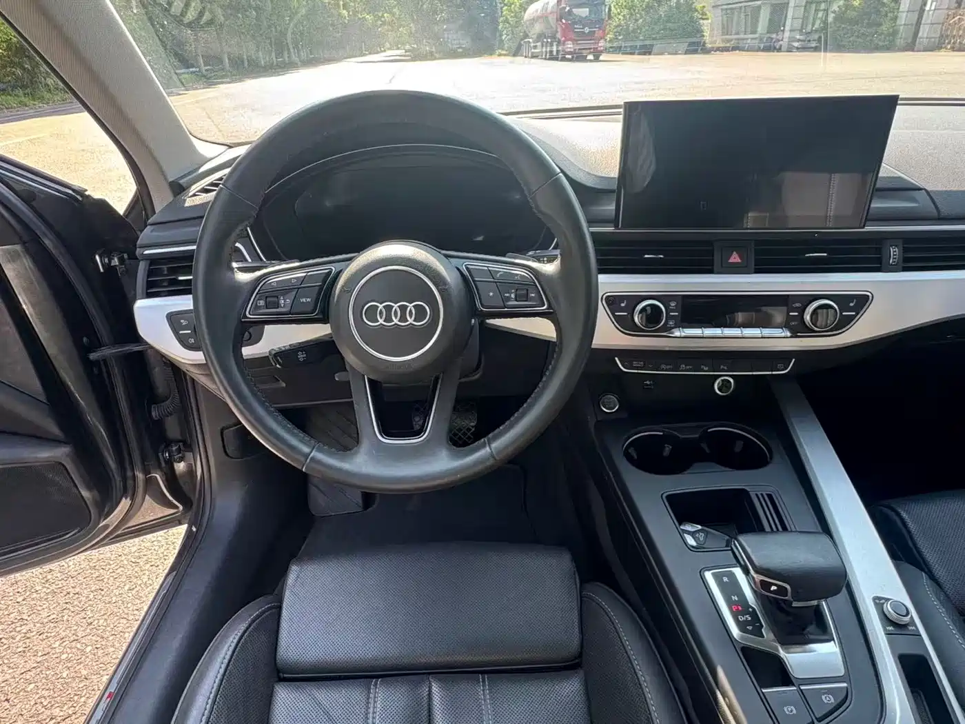 Audi A4L 2020 40 TFSI Luxury Dynamic фото 8