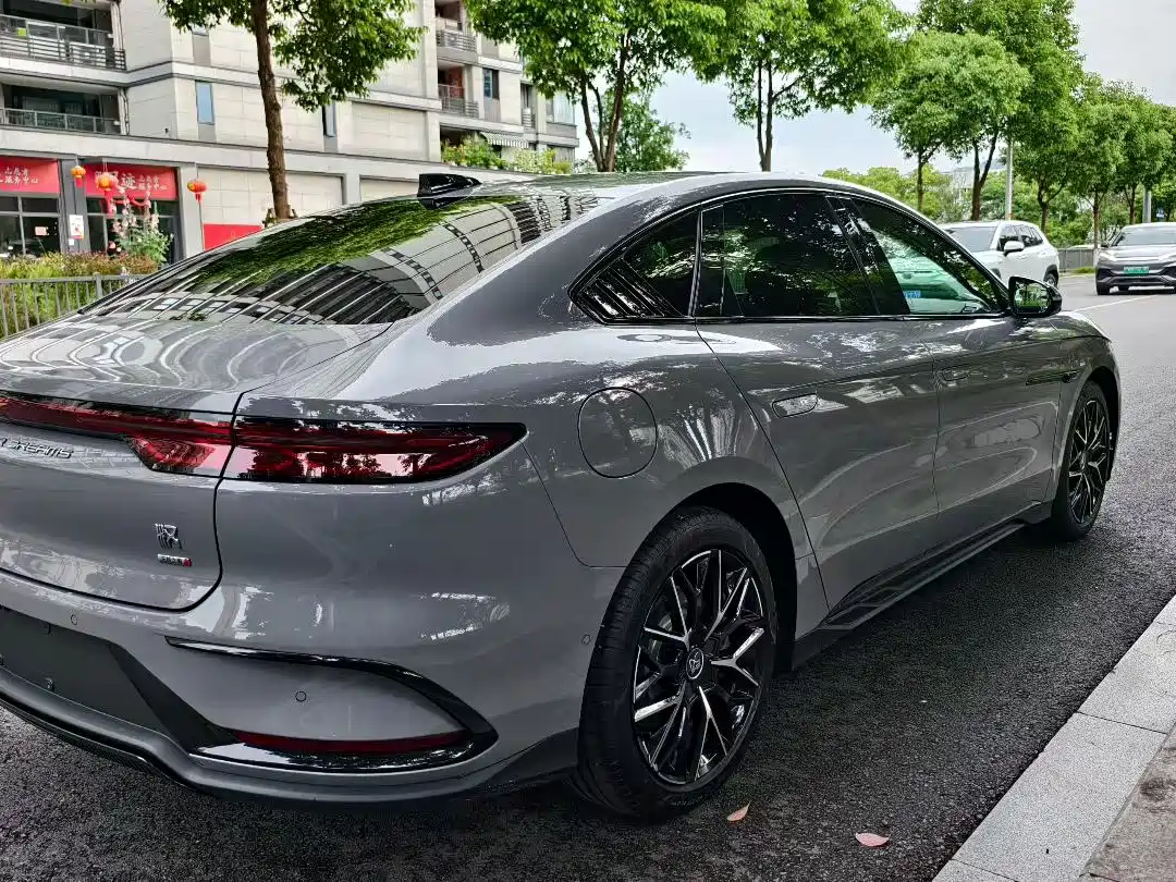 BYD Han 2025 DM-i 125KM LiDAR Smart Driving фото 4