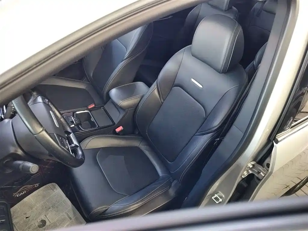 SAIC Maxus Maxus G50 2019 1.5T Automatic Luxury Edition China VI фото 15