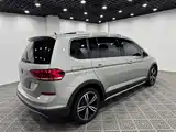 Фото 7 - Volkswagen Touran