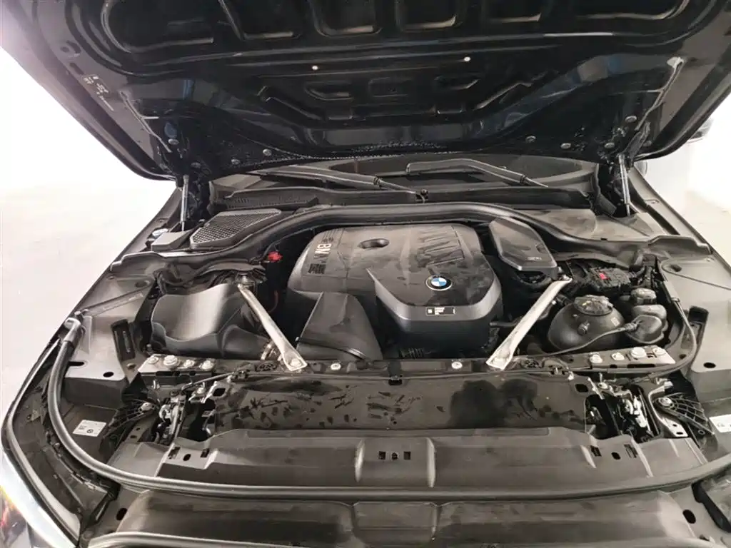 BMW 5 Series 2025 530Li Premium M Sport Package фото 20