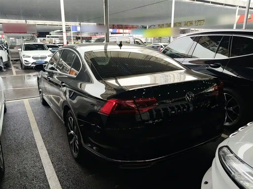 Volkswagen Magotan 2020 330TSI DSG Leading фото 5