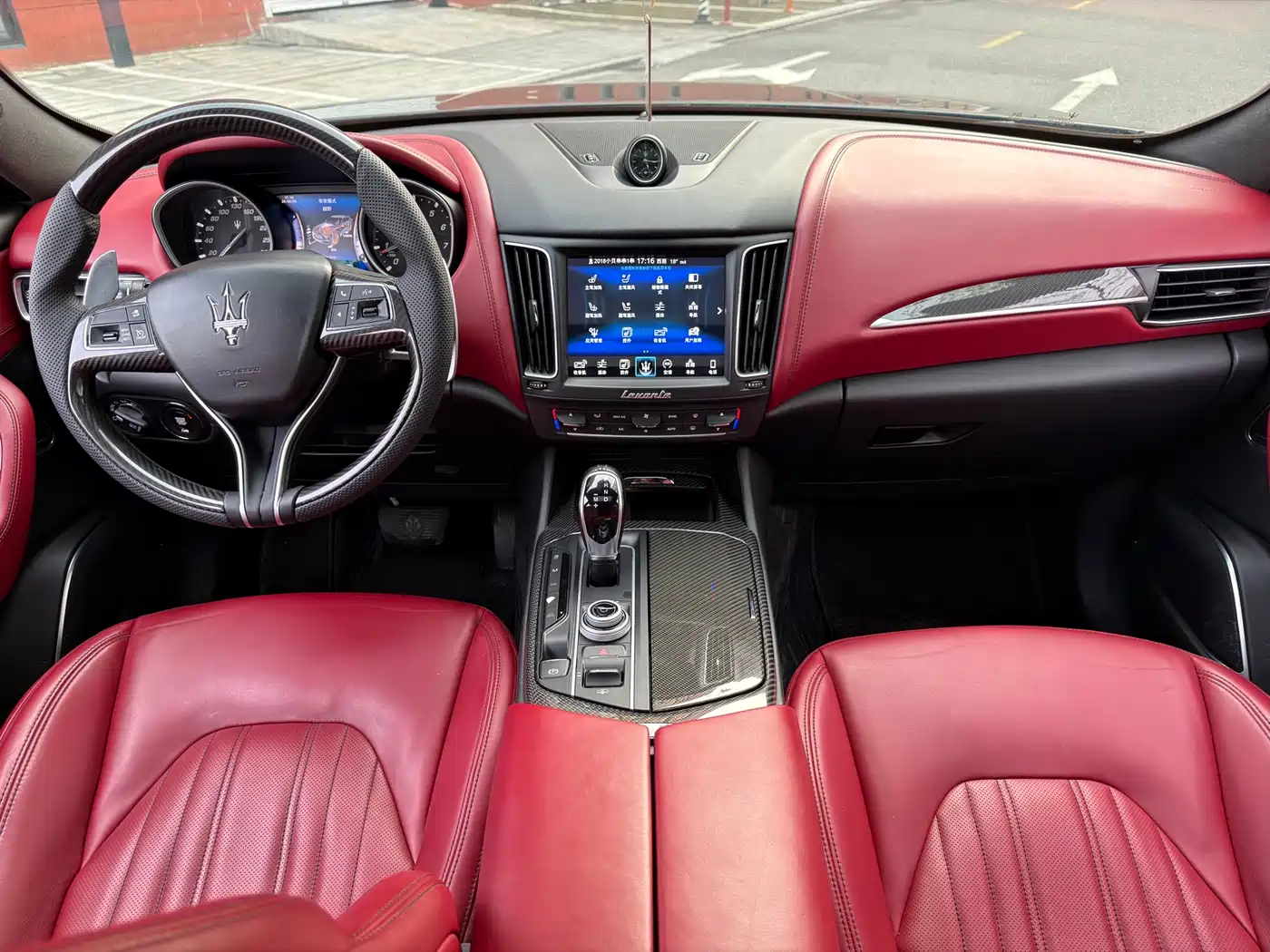 Maserati Levante 2016 3.0T Standard фото 6