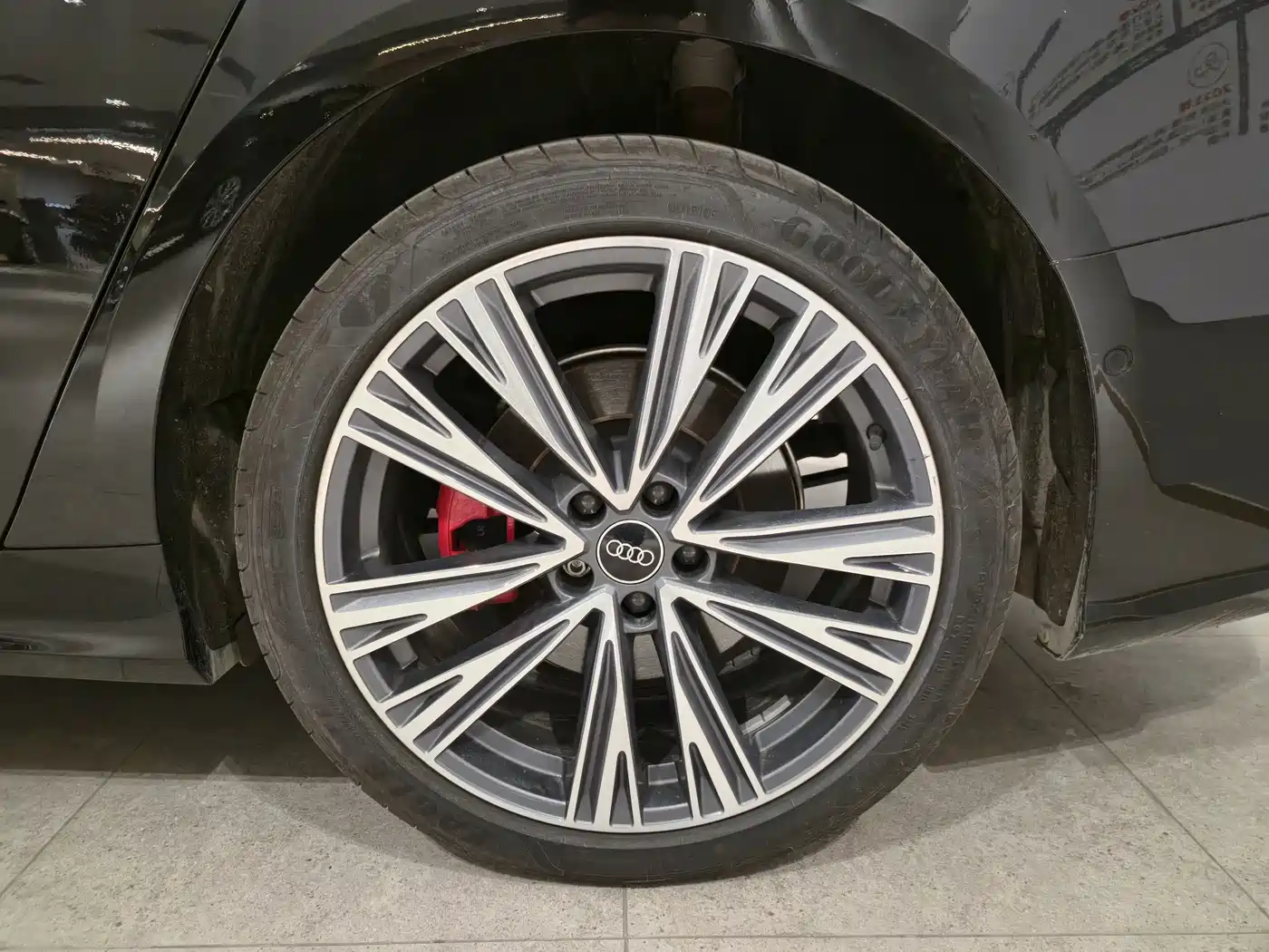 Audi A6L 2025 45 TFSI quattro Premium Sport фото 24