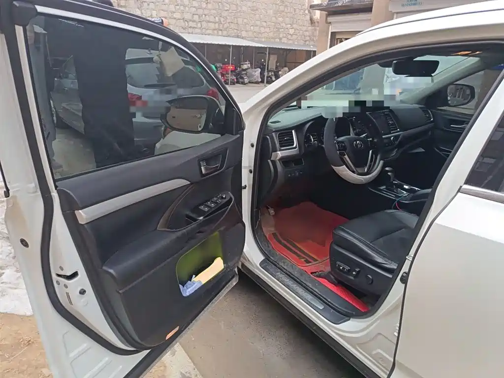Toyota Highlander 2018 2.0T 4WD Premium 7-seater China VI фото 14