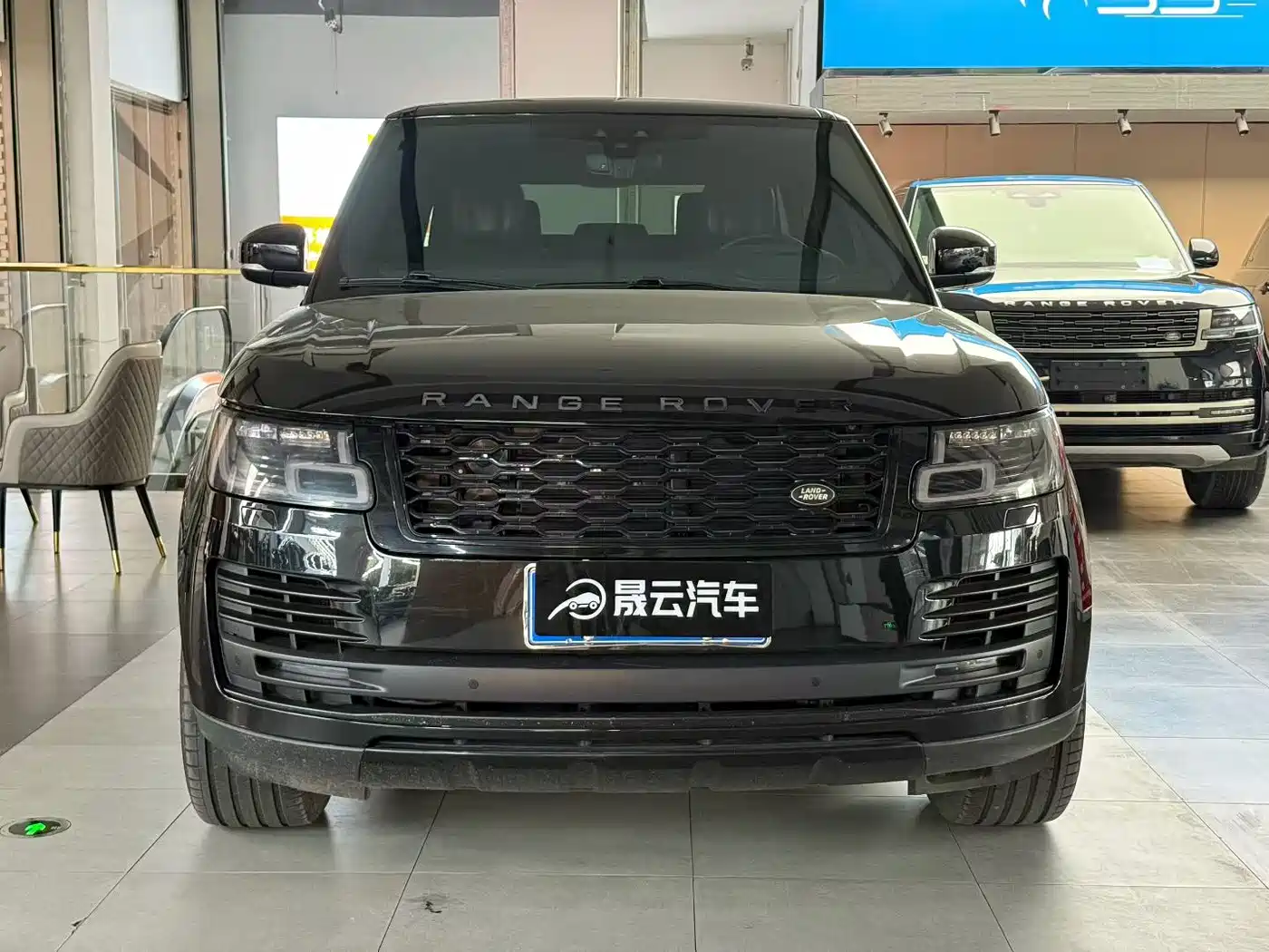Land Rover Range Rover 2018 3.0 SC V6 Vogue Heritage Edition фото 2