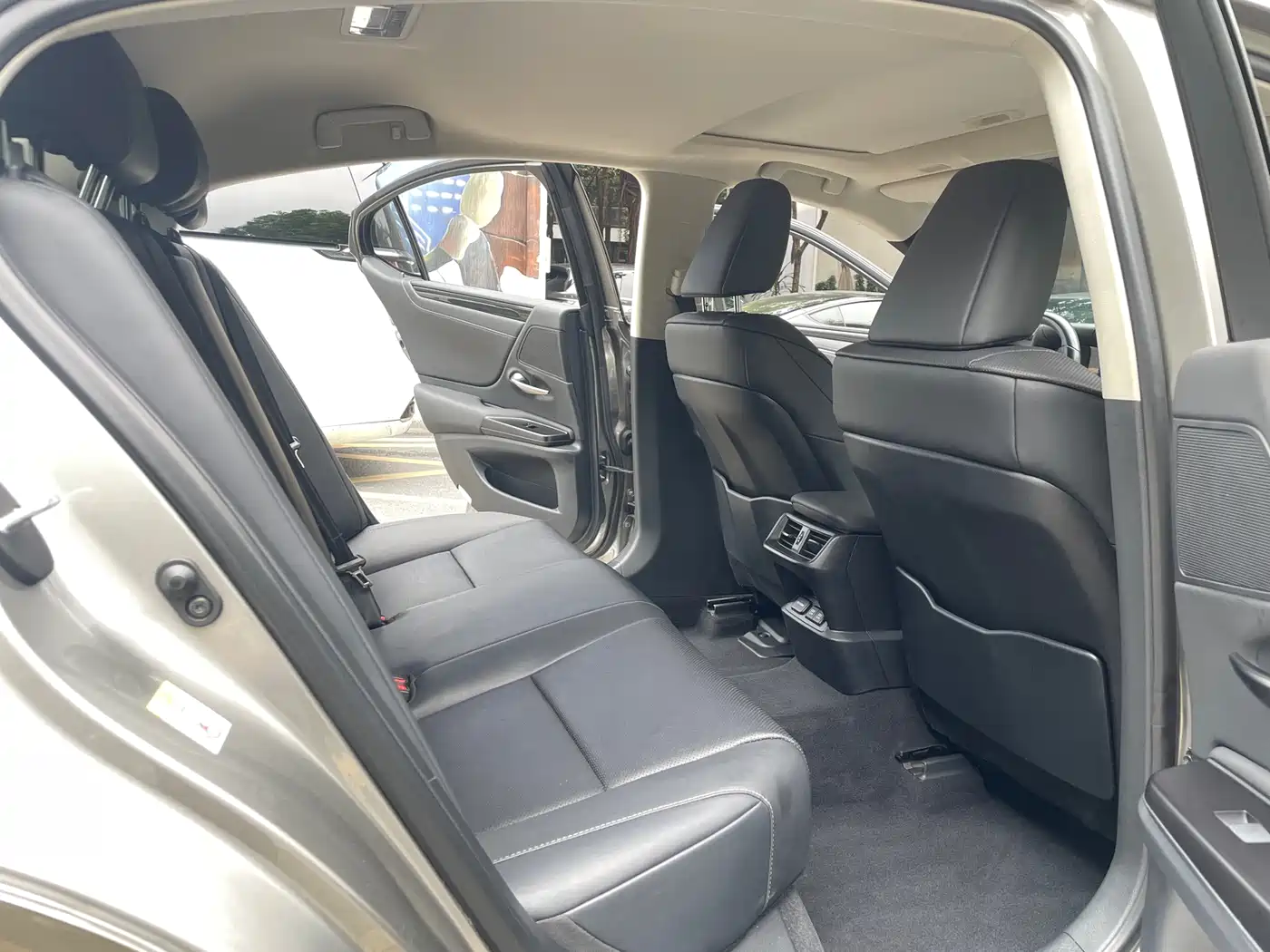 Lexus ES 2018 200 Excellence Edition China V фото 12