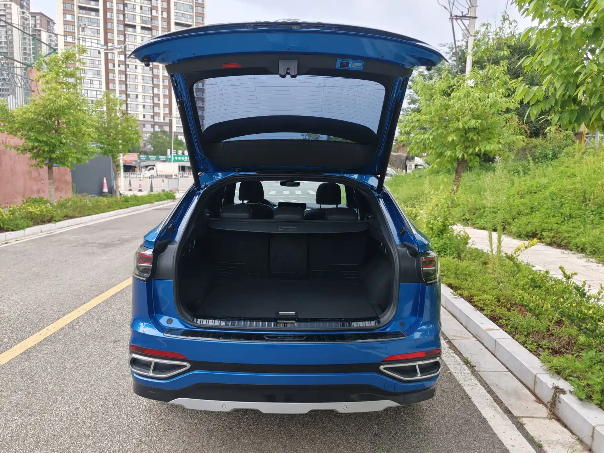 Фото 23 - Volkswagen Tayron X