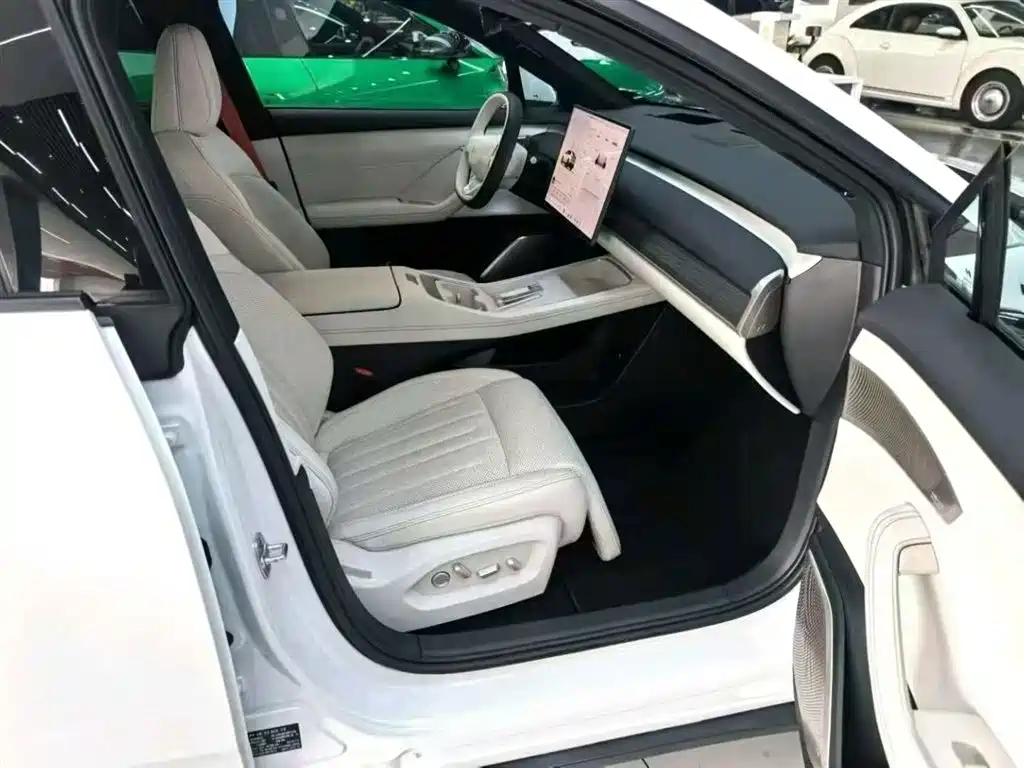 Ledao L60 2024 60kWh Rear-Wheel Drive фото 6