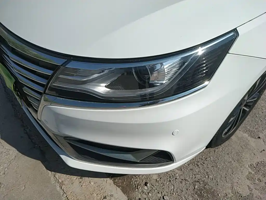 Фото 18 - Roewe i6