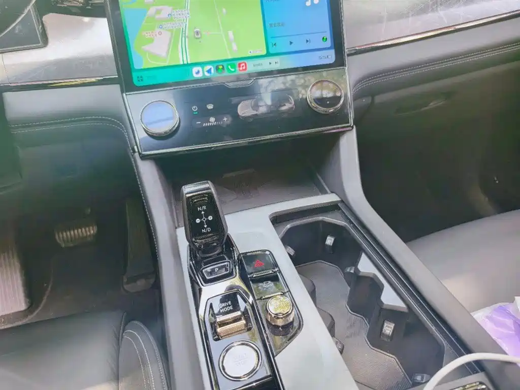 Lynk & Co 09 EM-P 2021 2.0T PHEV Halo 6-seater фото 11