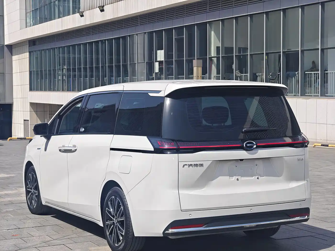 GAC TRUMPCHI E8 NEW ENERGY