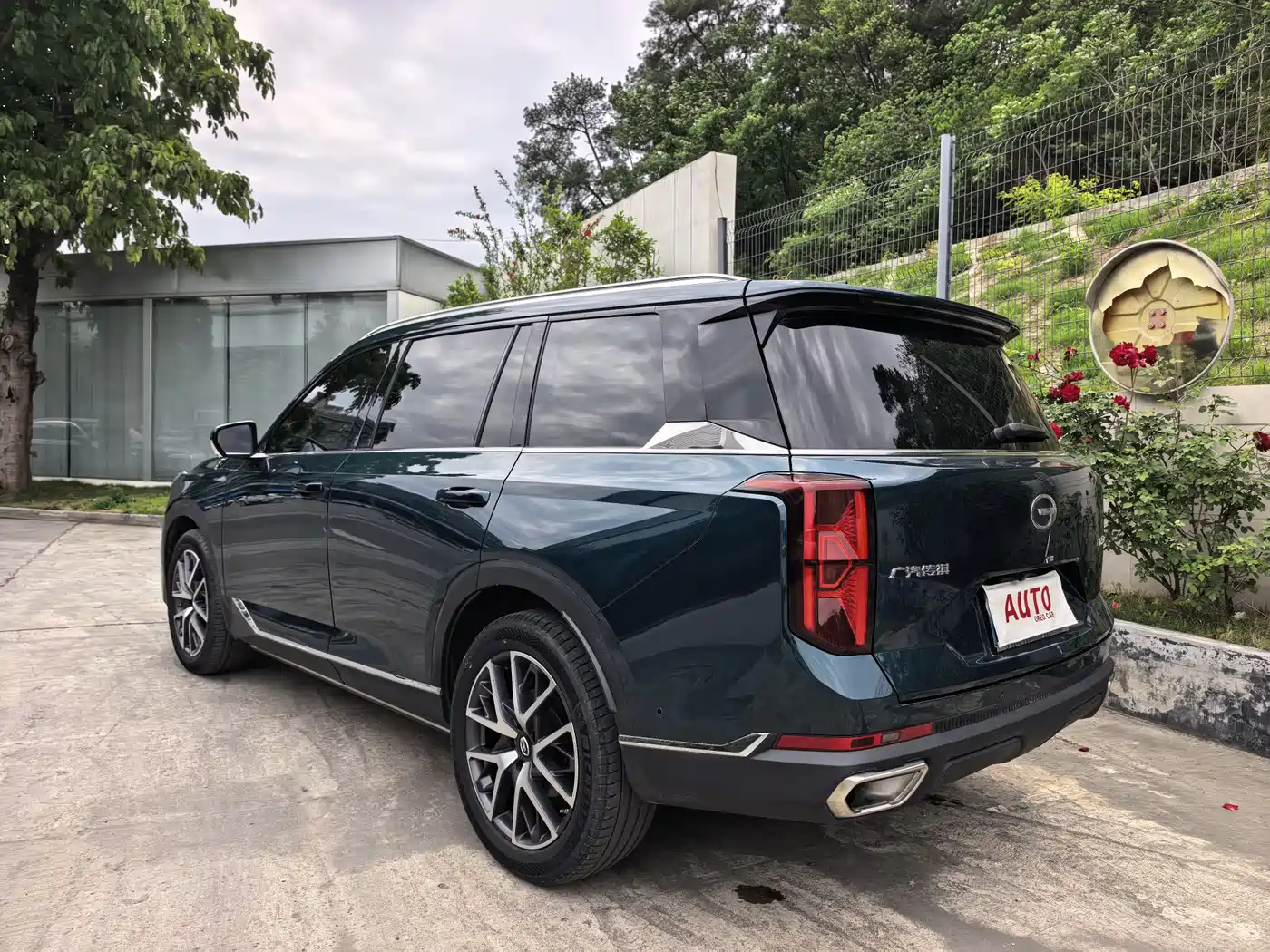 GAC Trumpchi Trumpchi GS8 2022 Pilot Series 2.0TGDI 2WD Premium Edition (7-Seater) фото 5
