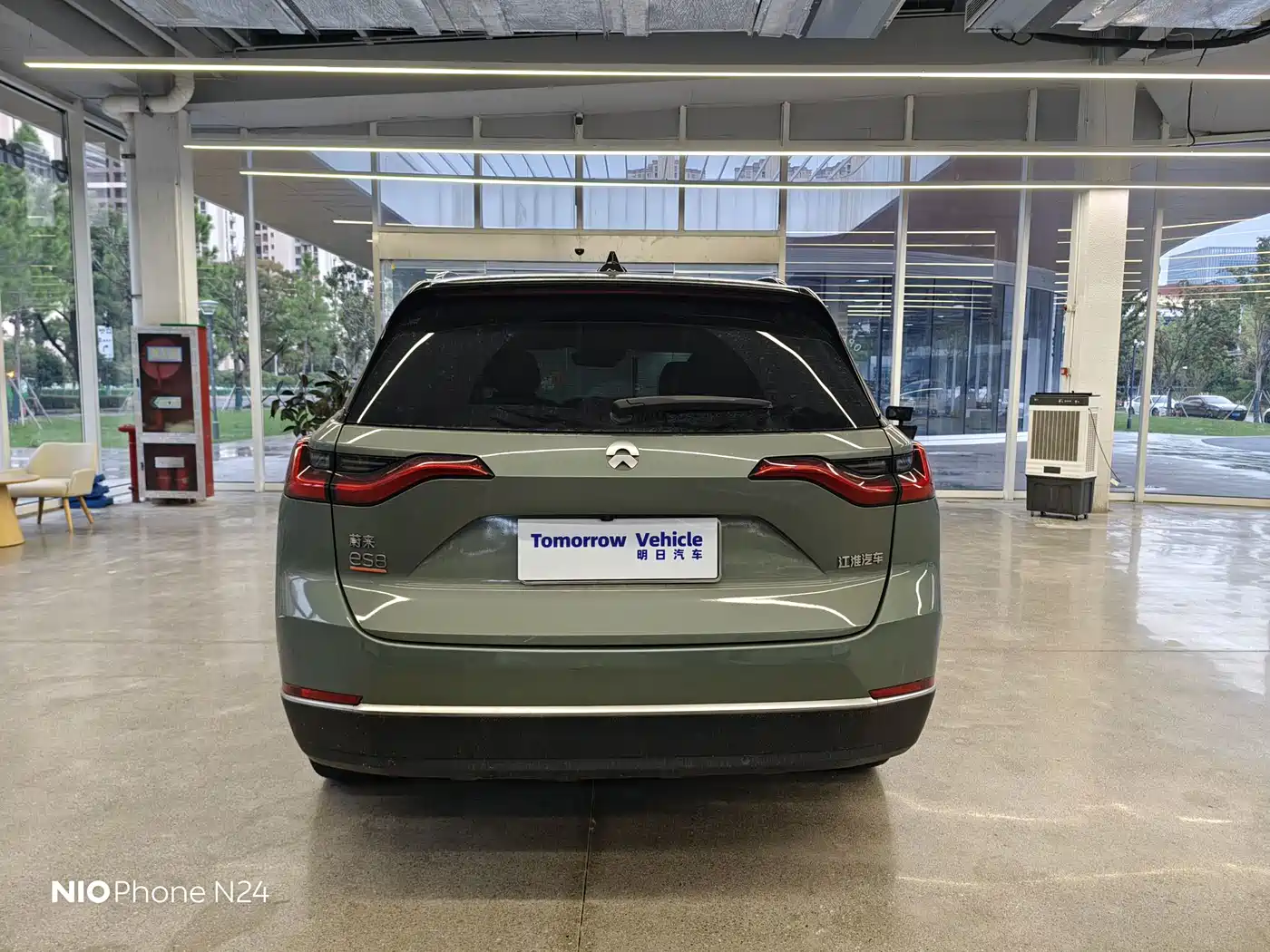 Фото 4 - NIO ES8