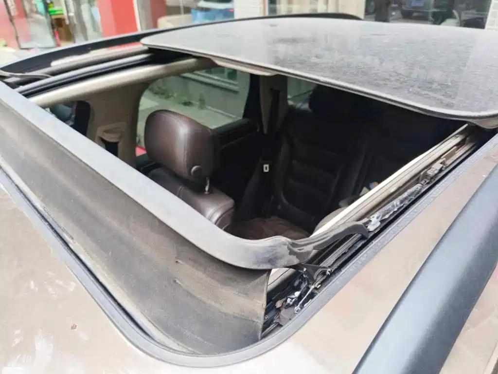 Фото 6 - Volkswagen Touareg