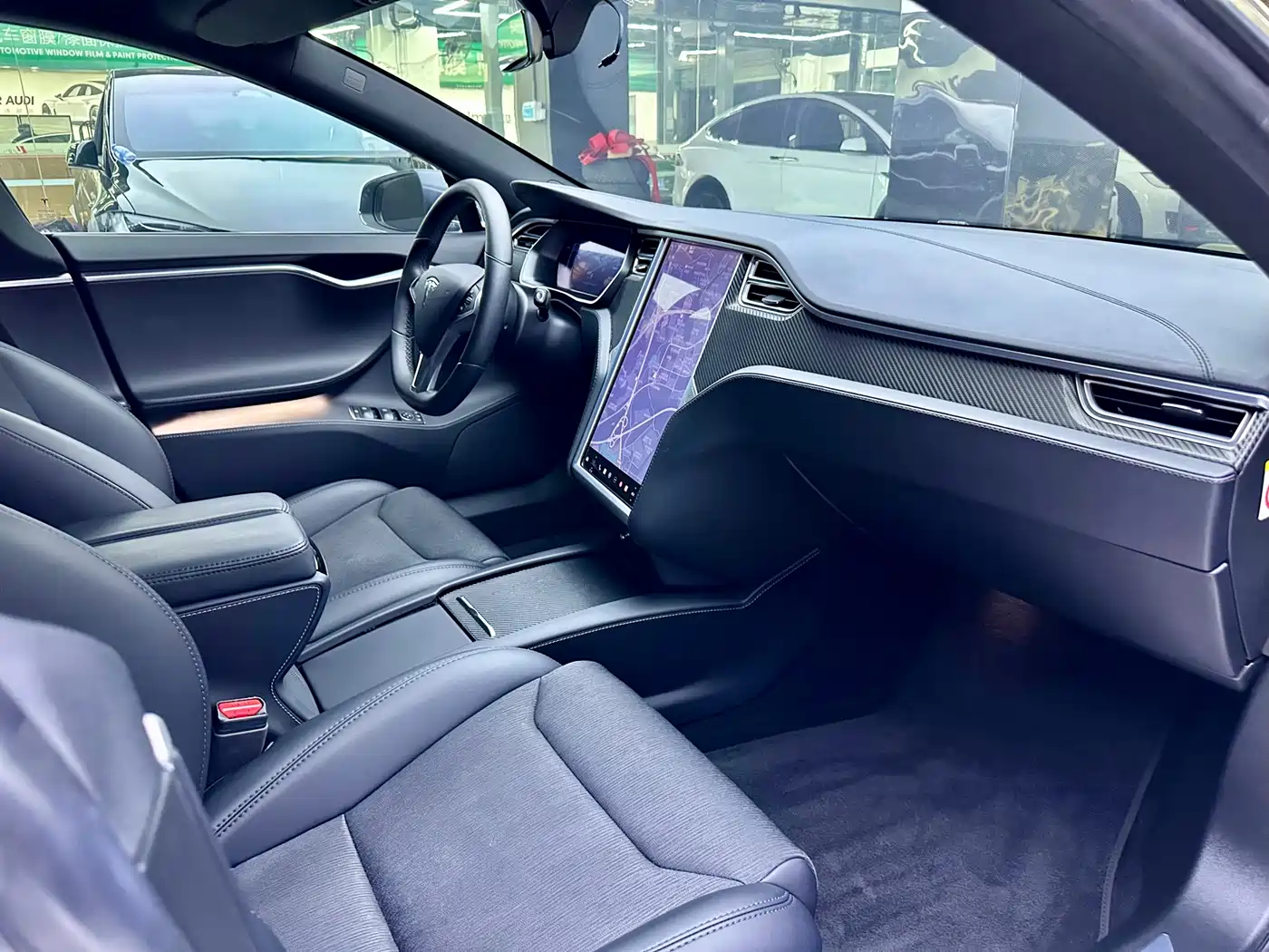 TESLA MODEL S
