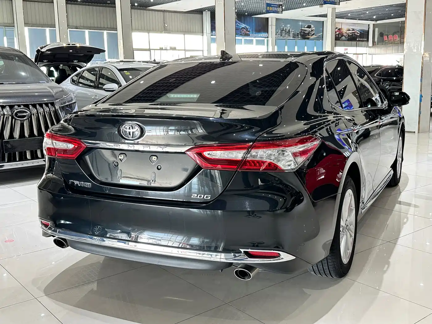 Toyota Camry 2023 2.0G Luxury Edition фото 8