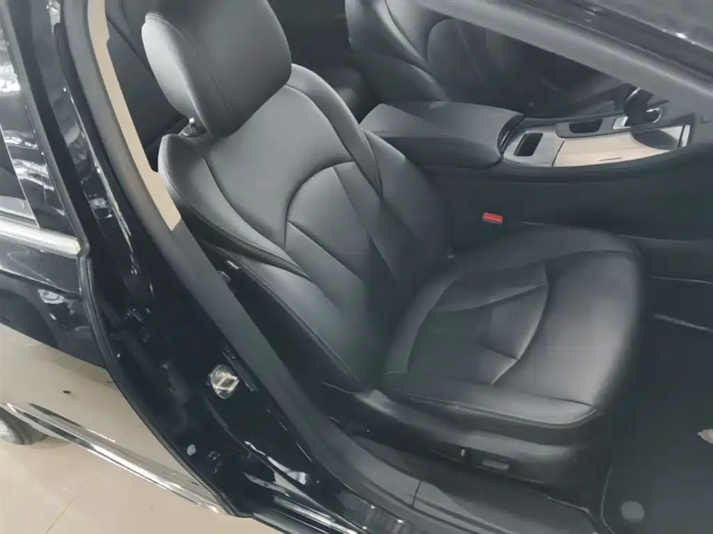 Buick LaCrosse 2019 28T Luxury Edition фото 25