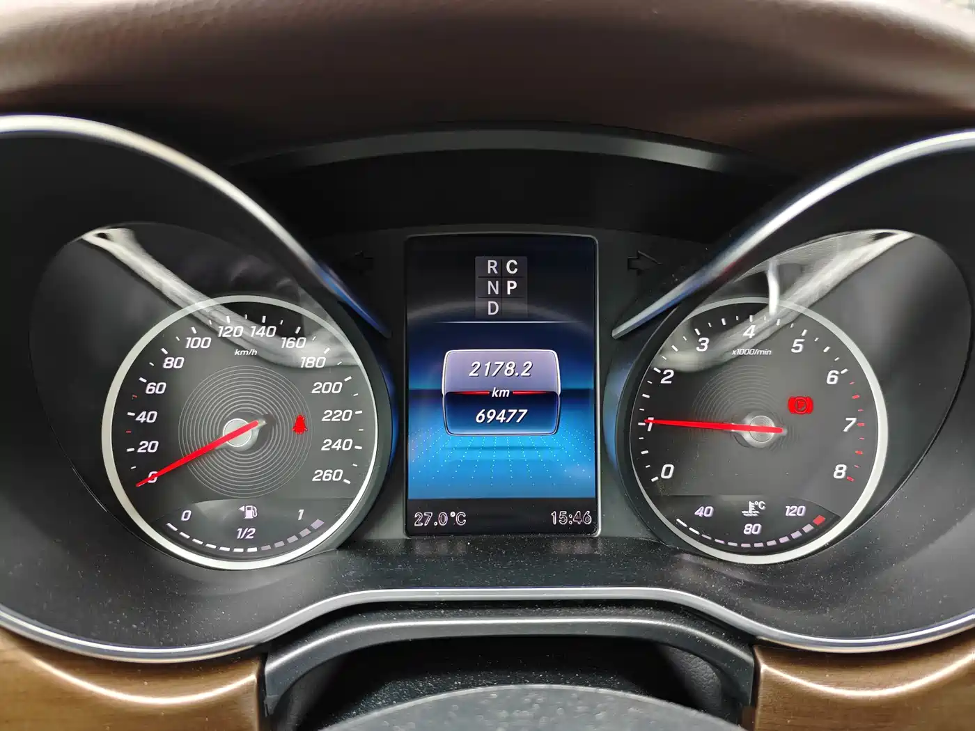 Mercedes-Benz V-Class 2021 V 260 L Long Wheelbase Luxury Edition фото 16