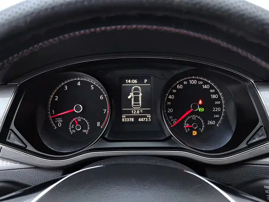 Volkswagen Passat 2017 330TSI DSG Prestige фото 14