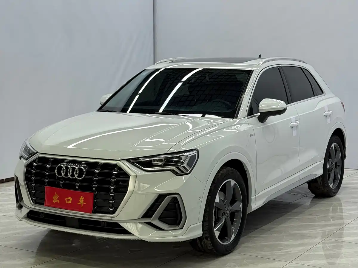Audi Q3 2023 35 TFSI Fashion Dynamic (1.4T)