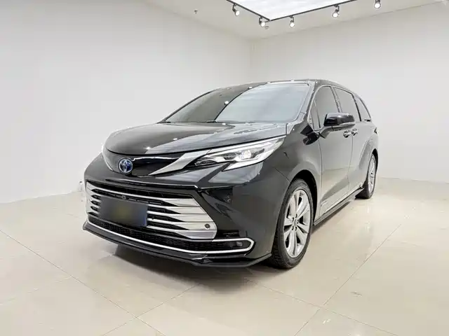 Toyota Sienna 2.5L, гибрид, Платинум