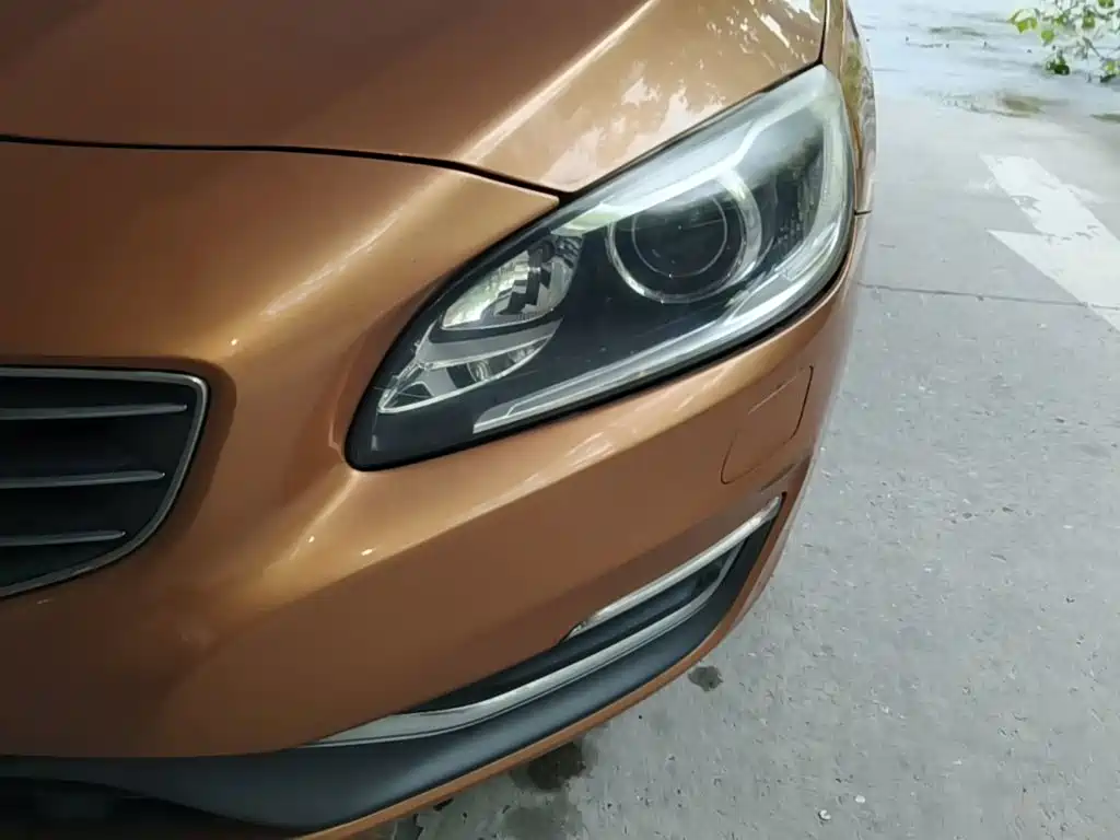 Фото 24 - Volvo S60