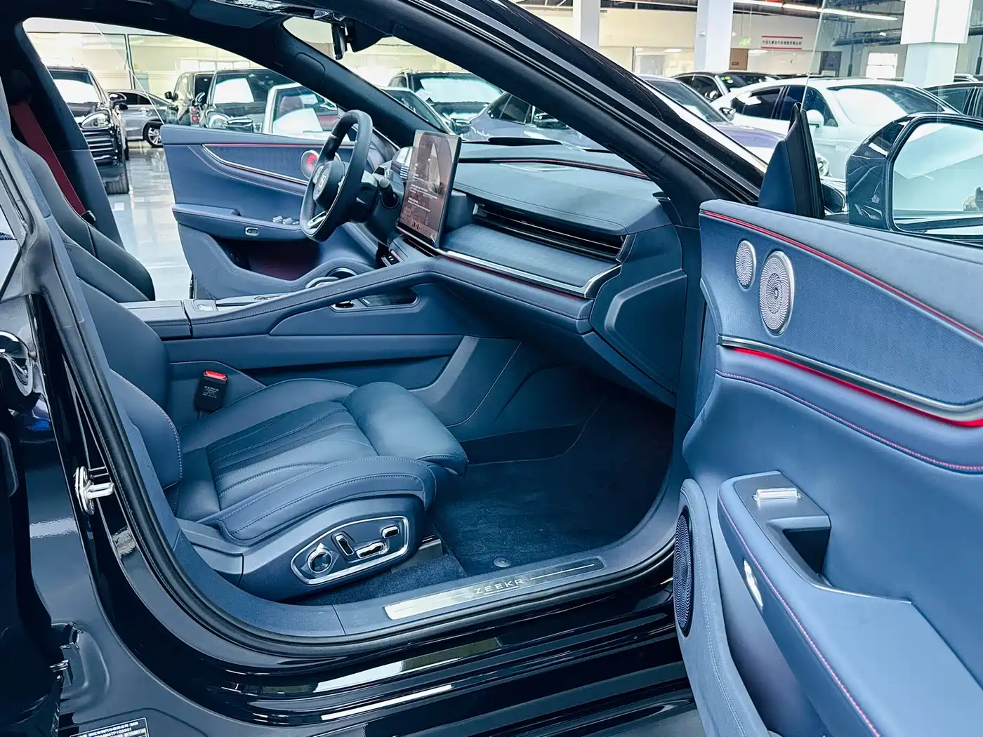 ZEEKR EXTREME KRYPTON 001