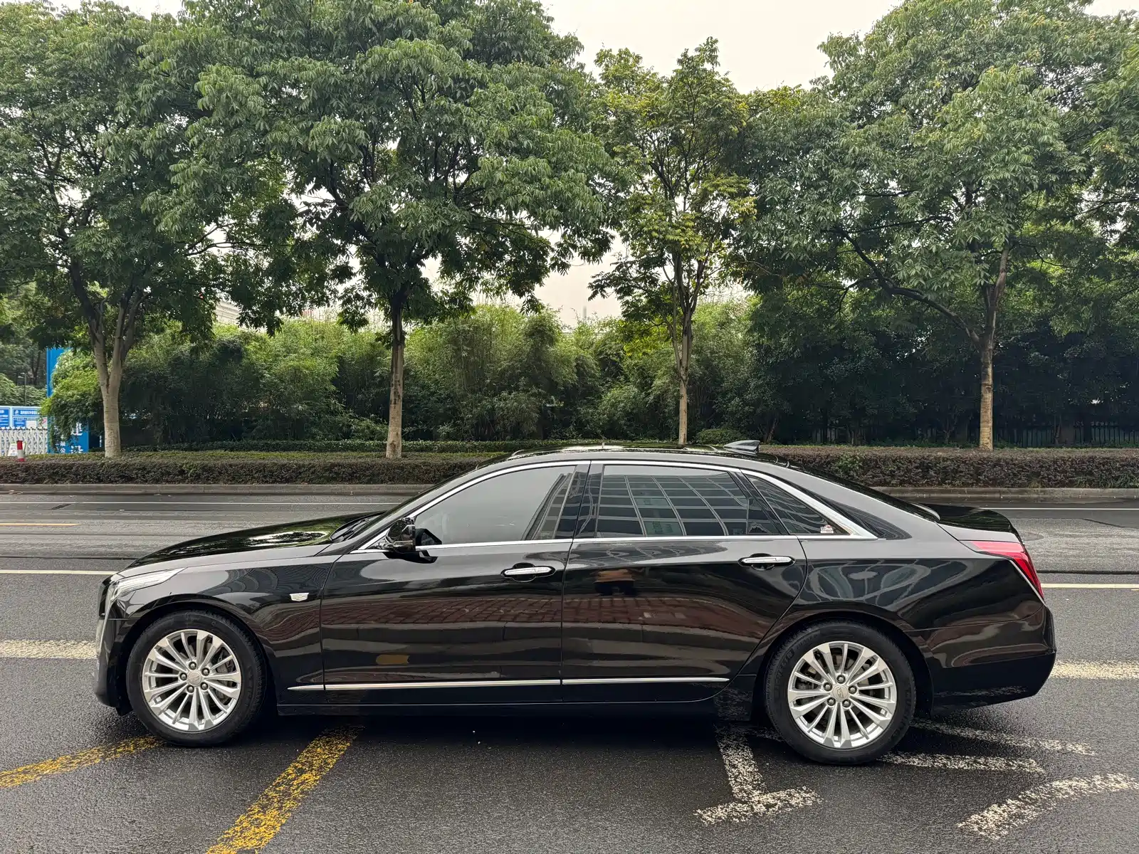 Фото 7 - Cadillac CT6