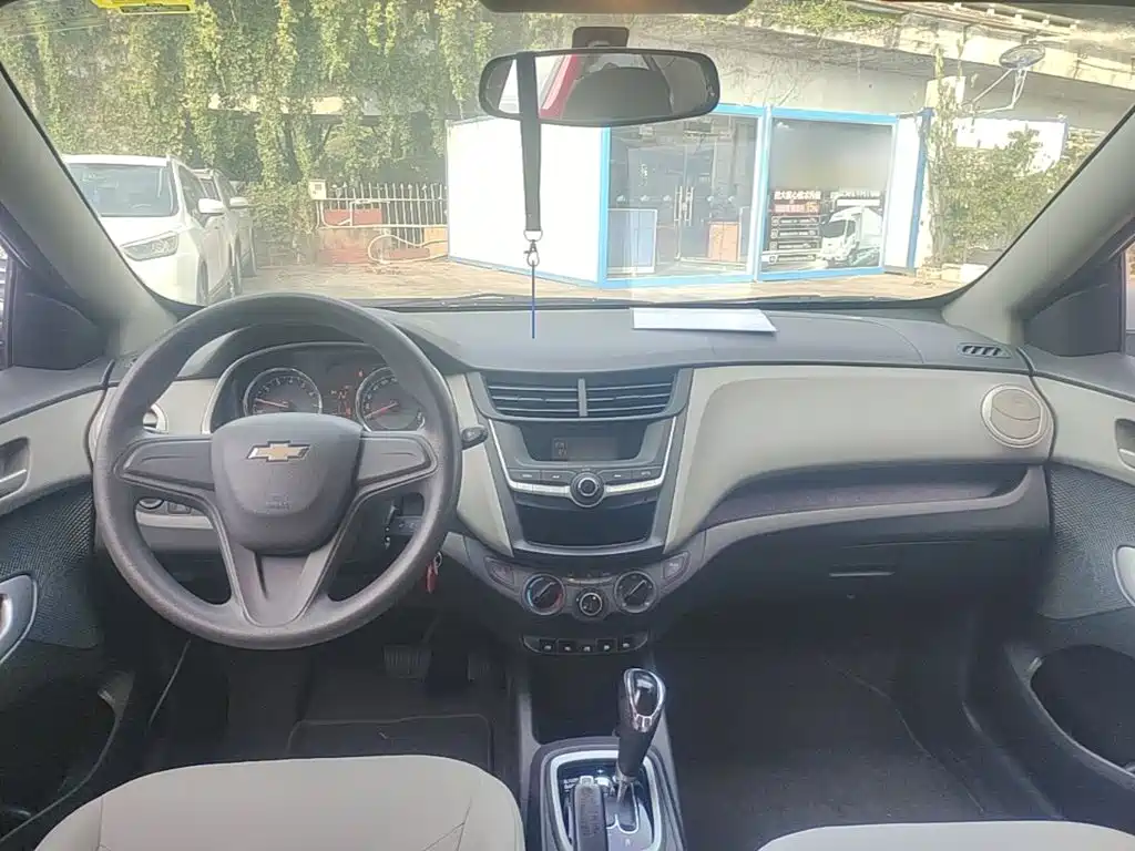 Chevrolet Sail 2017 2015 Sail 3 1.3L AMT Ideal Edition