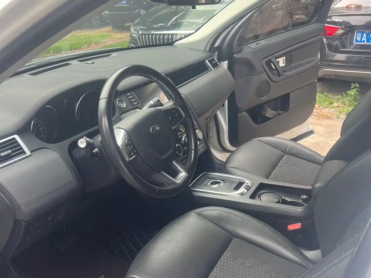 Land Rover Discovery Sport 2019 240PS PURE Edition China V фото 10