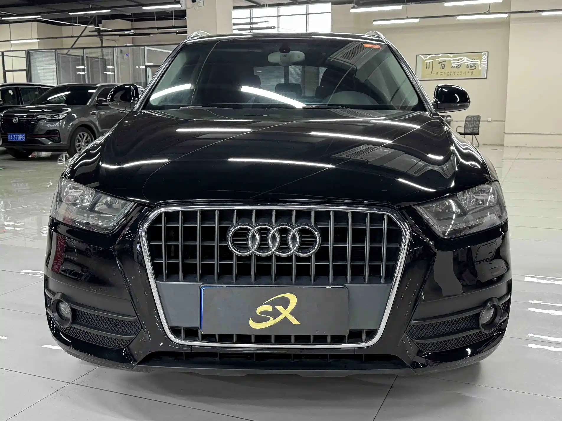 Фото 2 - Audi Q3