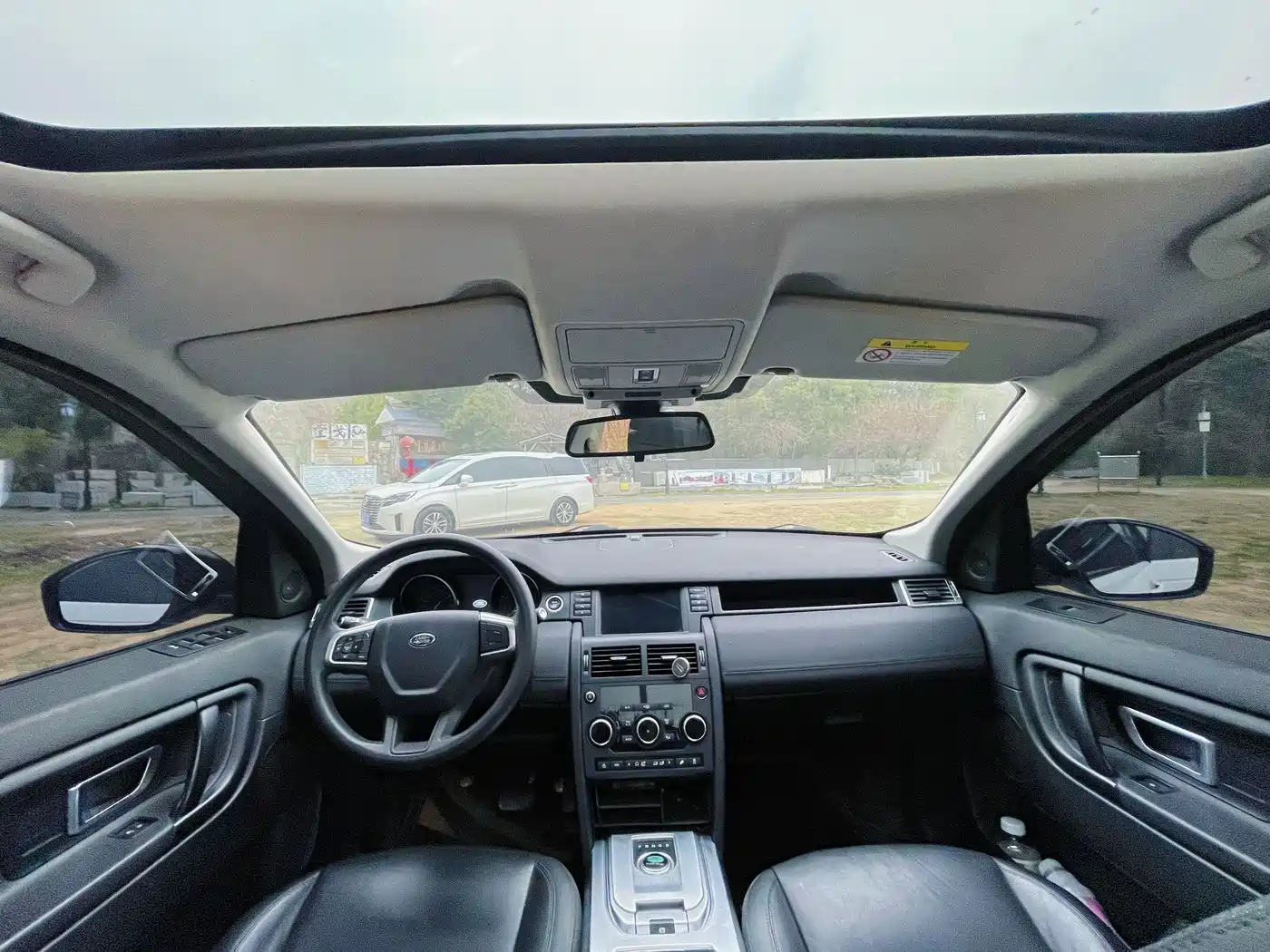 Land Rover Discovery Sport 2018 240PS PURE Edition фото 6